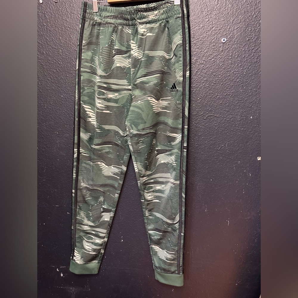 Adidas Kids Green Camo Joggers Size Large